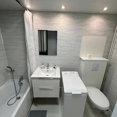 Διαμέρισμα Studio + Parking Proche Du Centre *